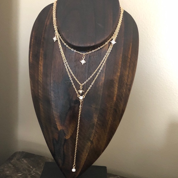 ✨ Layered necklace ✨ - Picture 2 of 3